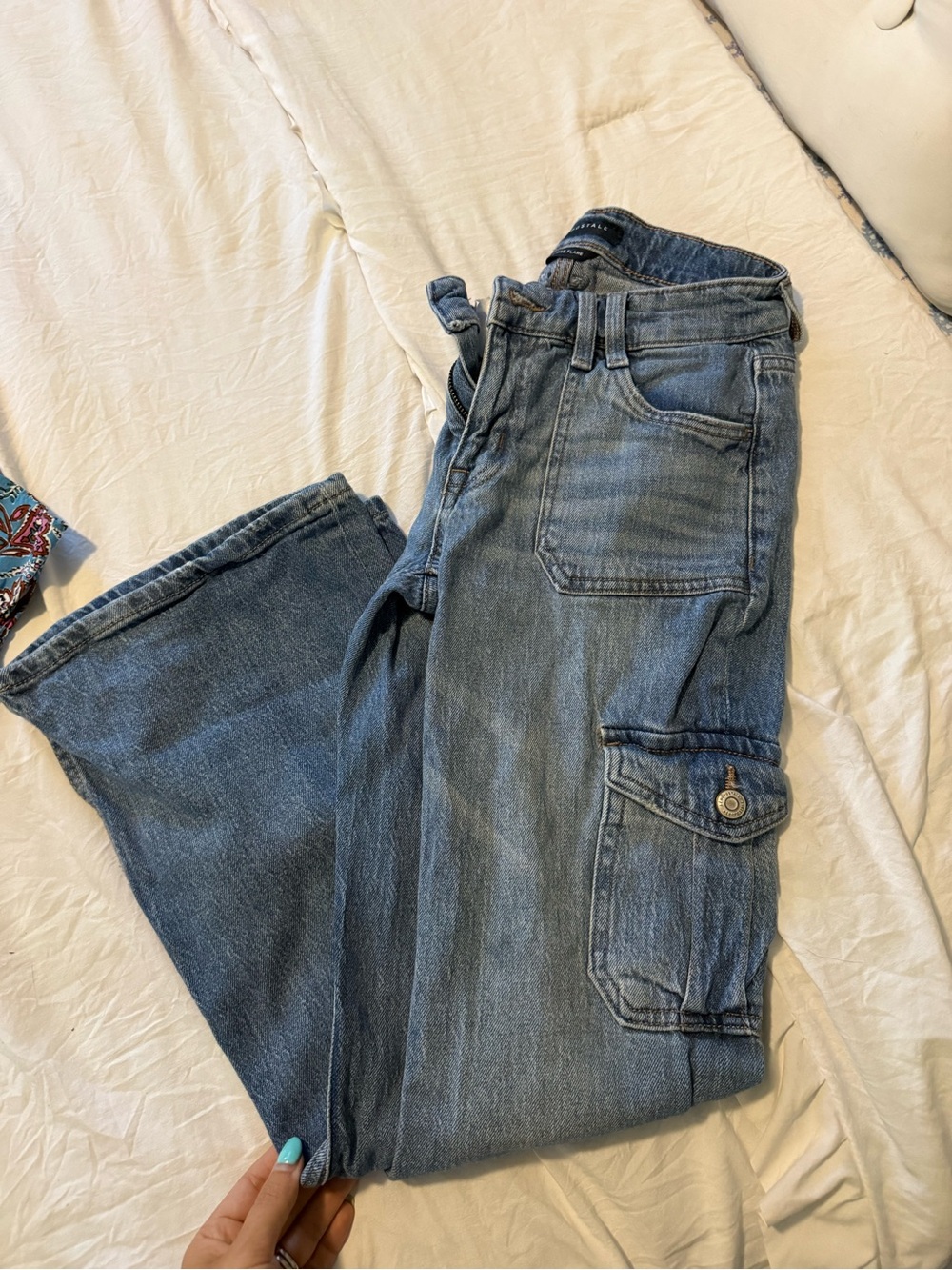 Aeropostale 2 SHORT- mid rise flare Cargo Jeans